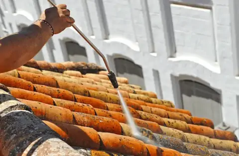 Nettoyage de toitures - Beaumes-de-Venise